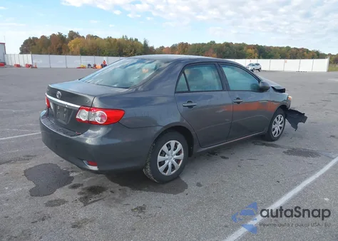 2011 Toyota Corolla Le z USA, uszkodzony, nr VIN 2T1BU4EE3BC709409